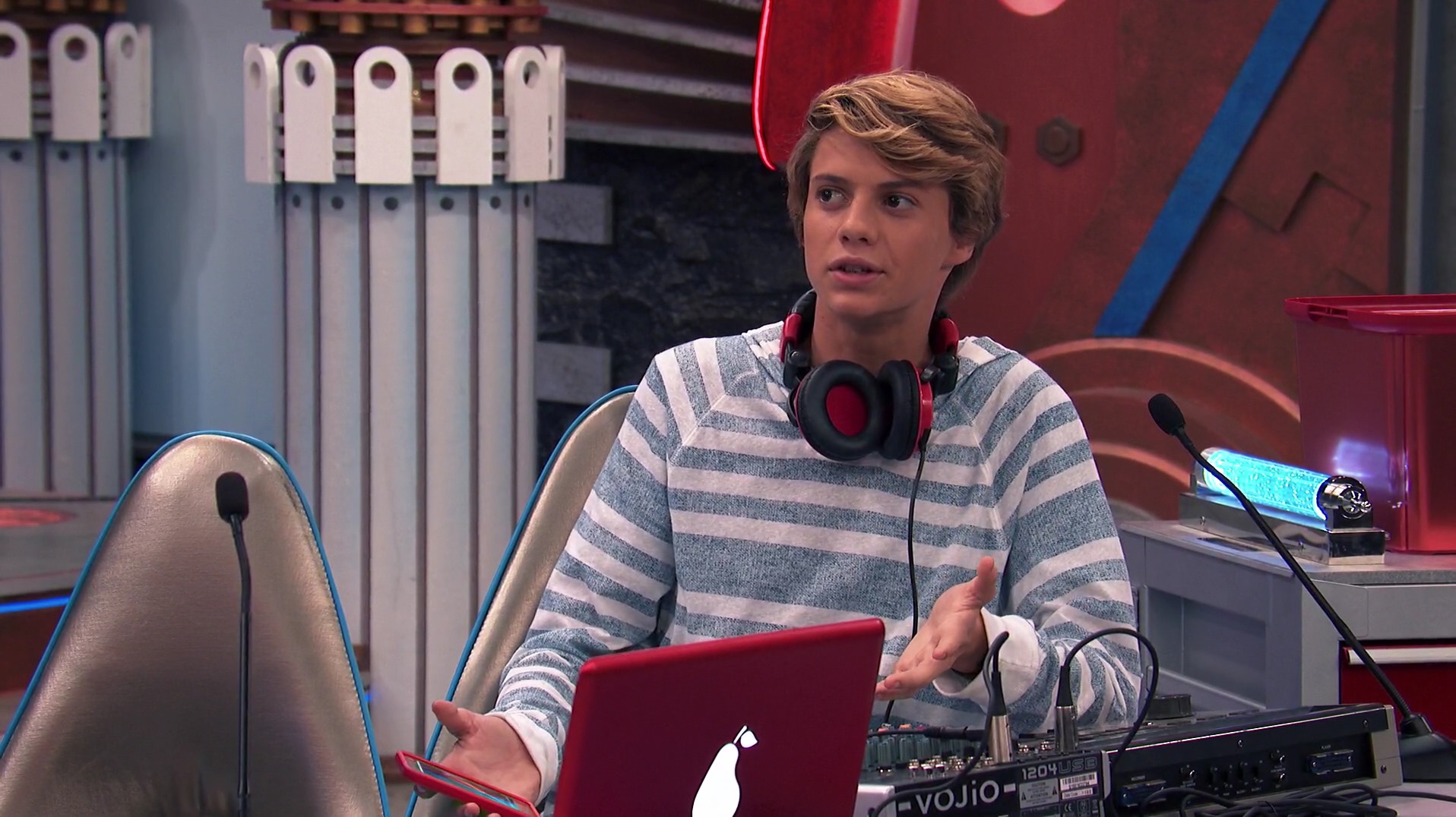 Jace Norman in Henry Danger