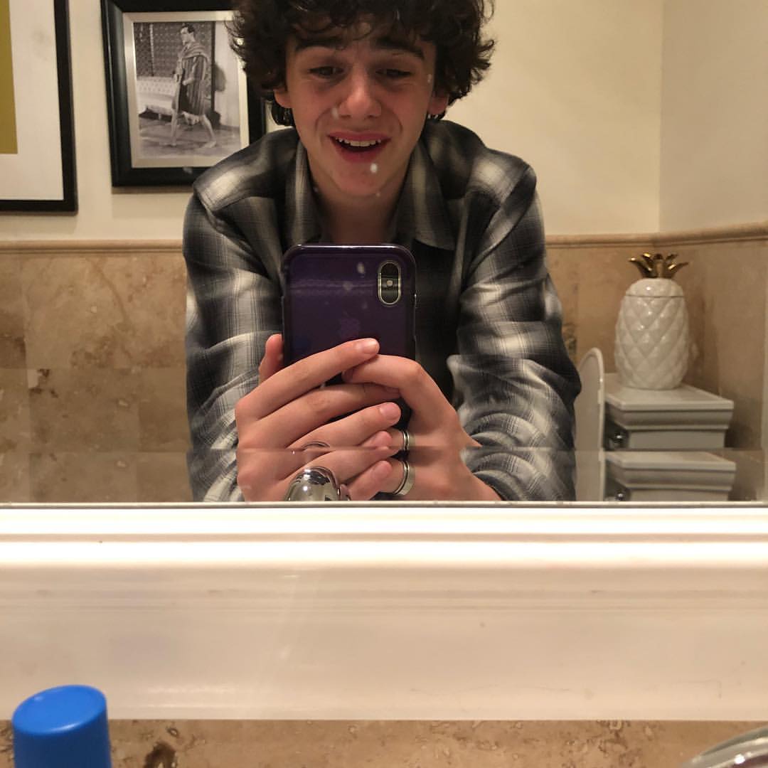 Jack Dylan Grazer. 