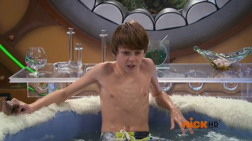 Jacob Bertrand in Marvin Marvin