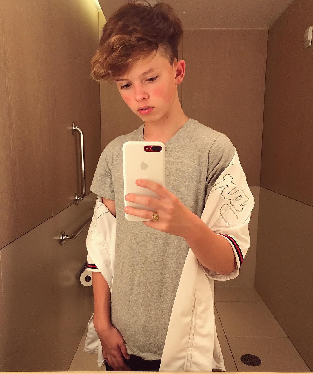 General photo of Jacob Sartorius