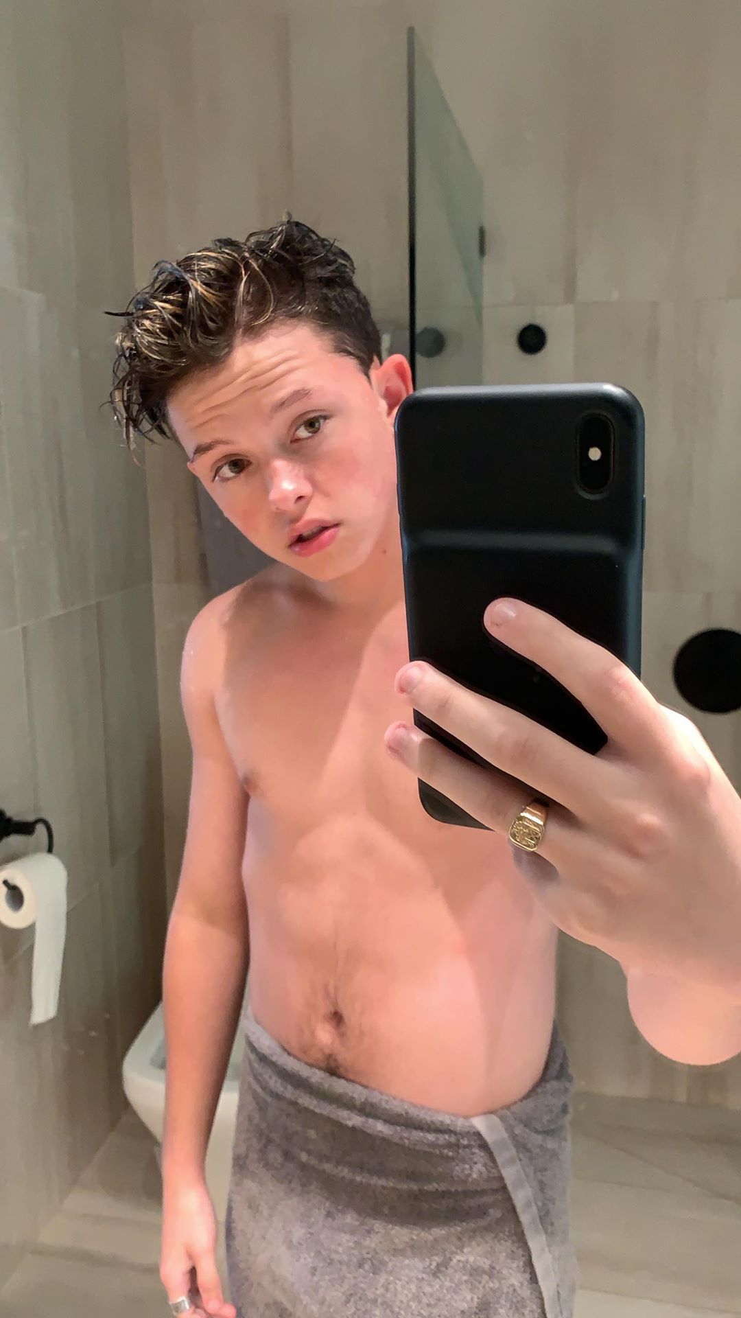 Jacob sartorius selfie