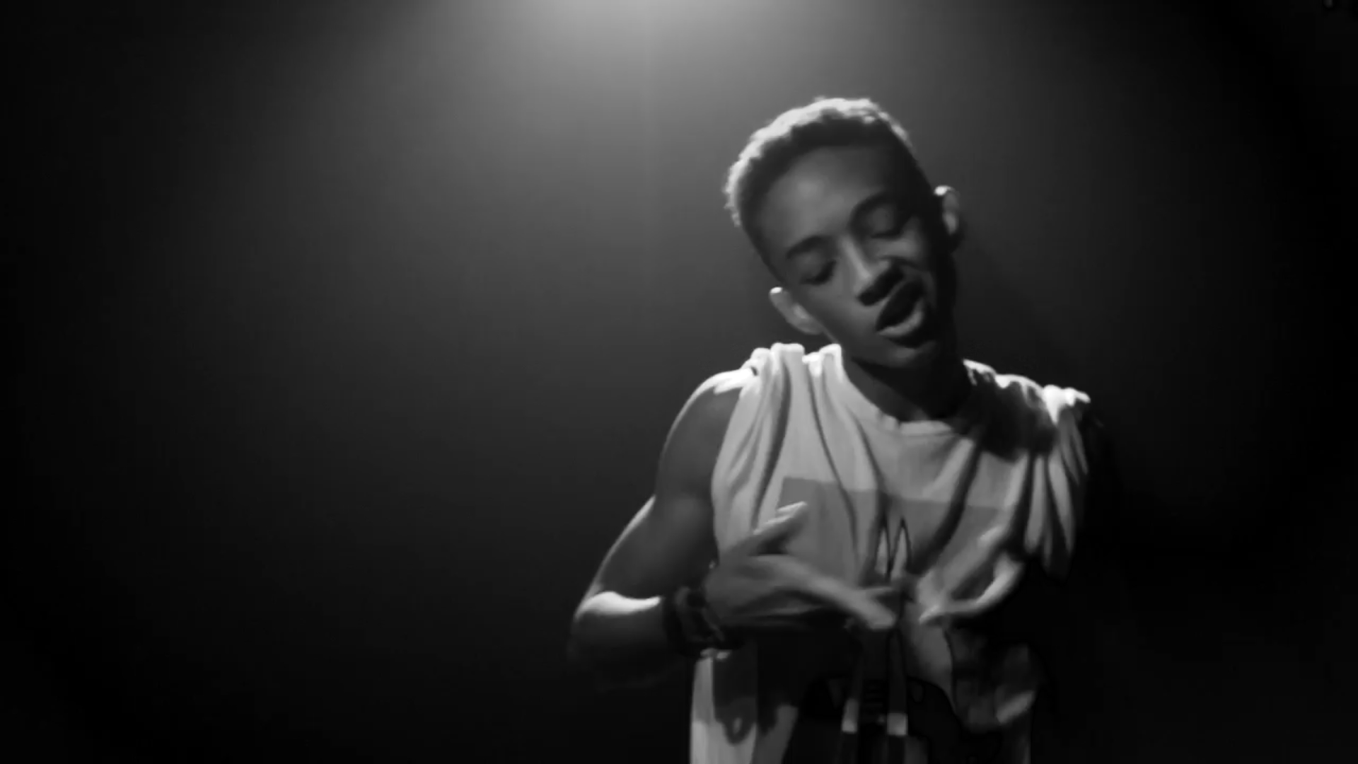 Jaden Smith in Music Video: Give It To Em