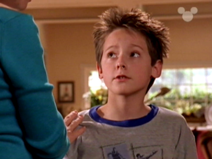 Jake Thomas in Lizzie McGuire, episode: Picture Day