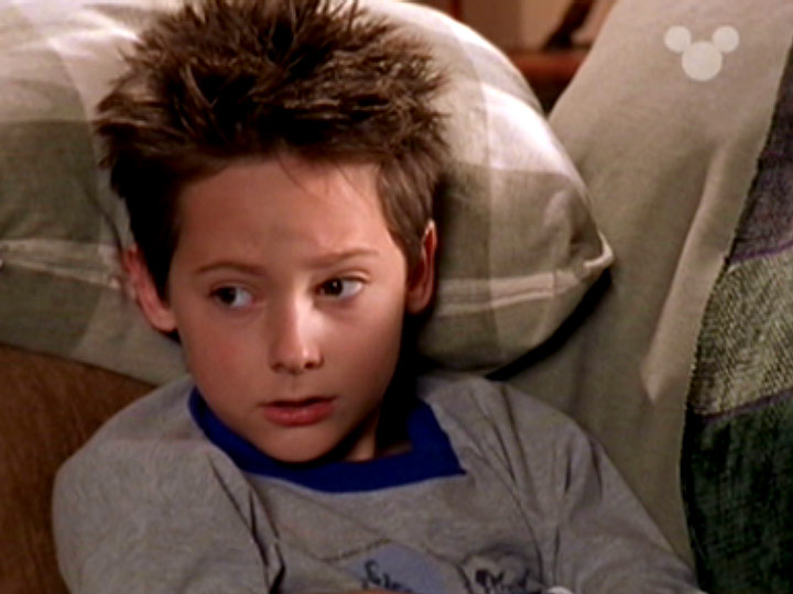 Jake Thomas in Lizzie McGuire, episode: Picture Day