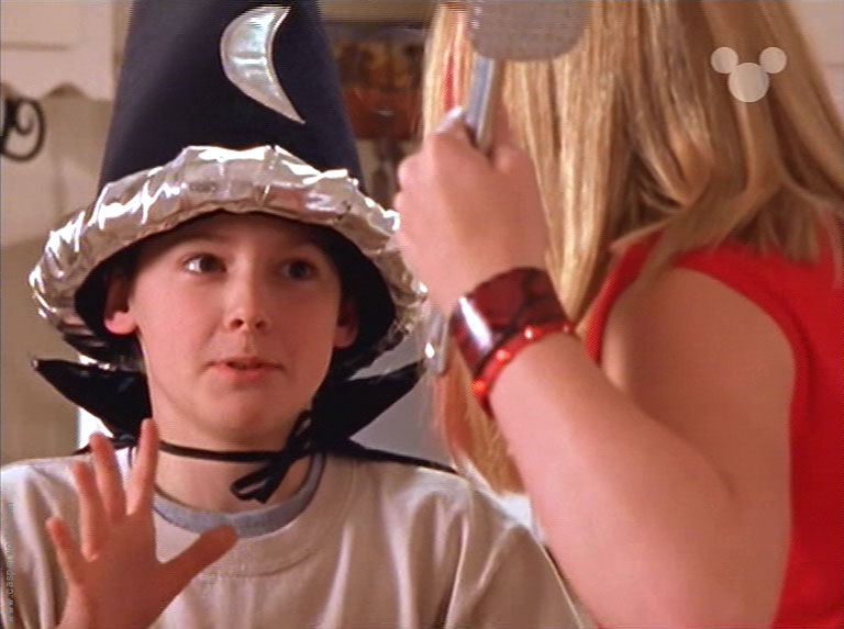 Jake Thomas in Lizzie McGuire, episode: Gordo and the Girl