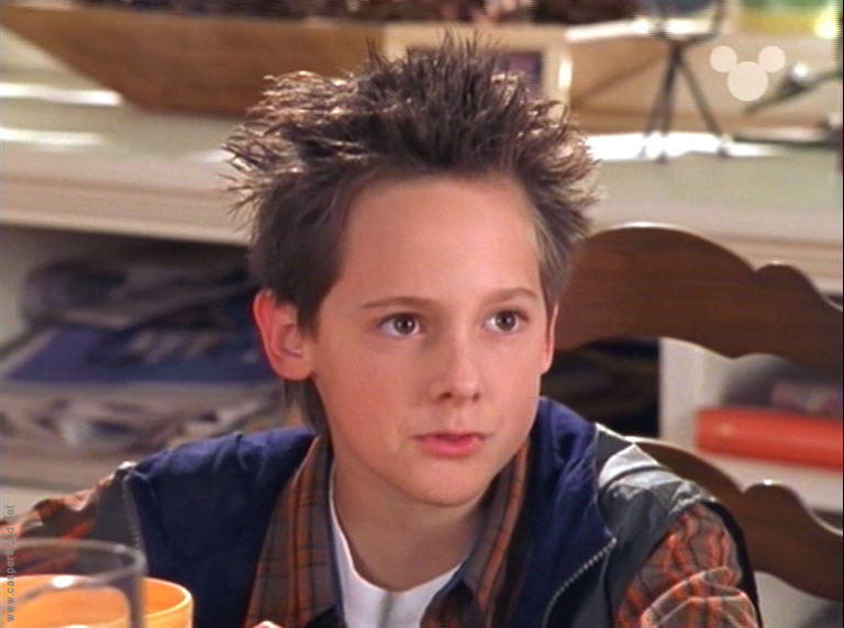 Jake Thomas in Lizzie McGuire, episode: Misadventures in Babysitting