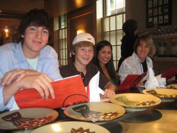 Jason Dolley in Minutemen