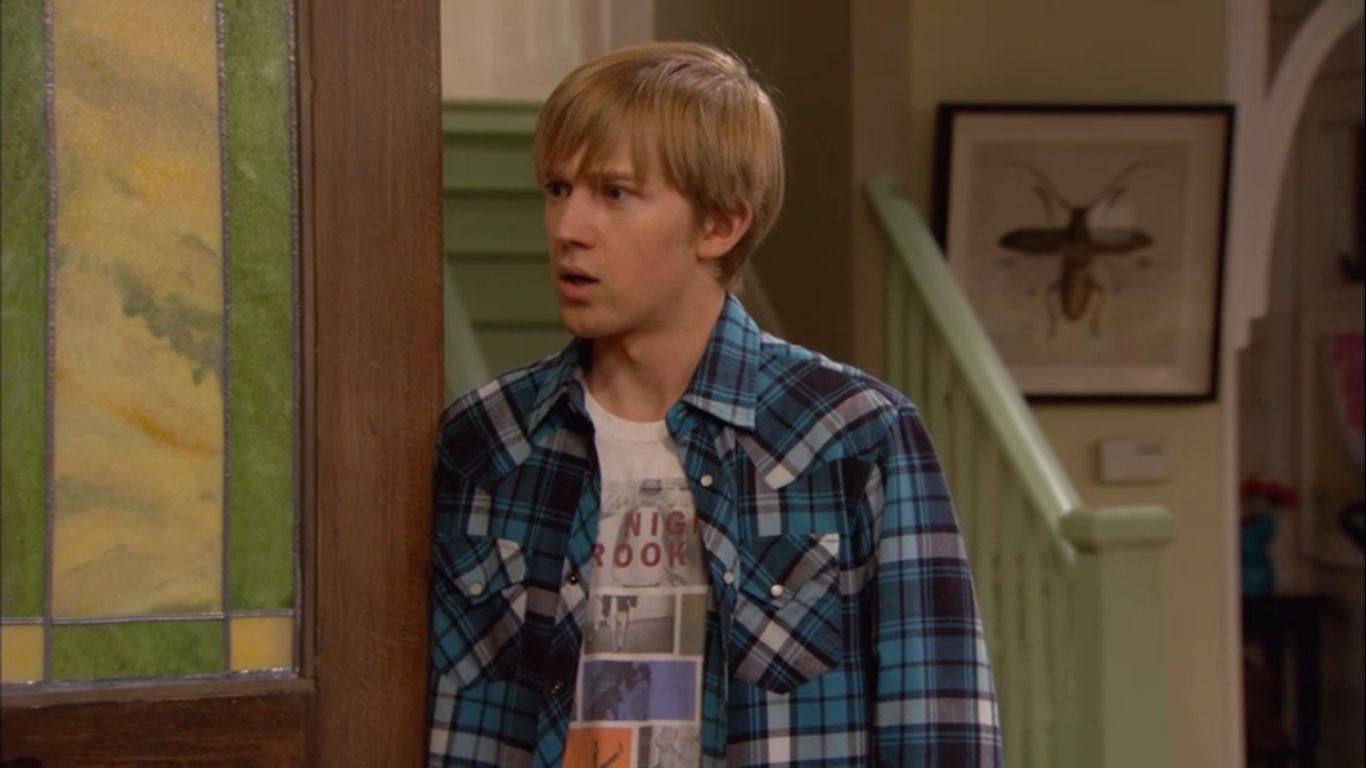 Jason Dolley in Good Luck Charlie (Season 2)