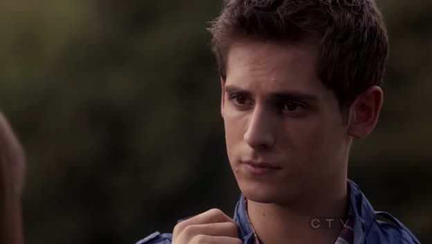 Jean-Luc Bilodeau in No Ordinary Family, episode: No Ordinary Accident