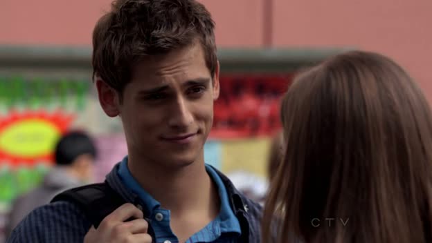 Jean-Luc Bilodeau in No Ordinary Family, episode: No Ordinary Accident