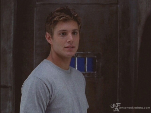 Jensen Ackles in Dark Angel