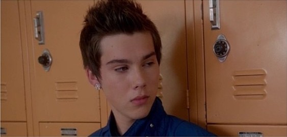 Jeremy Shada in Incredible Crew