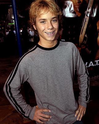 General photo of Jeremy Sumpter