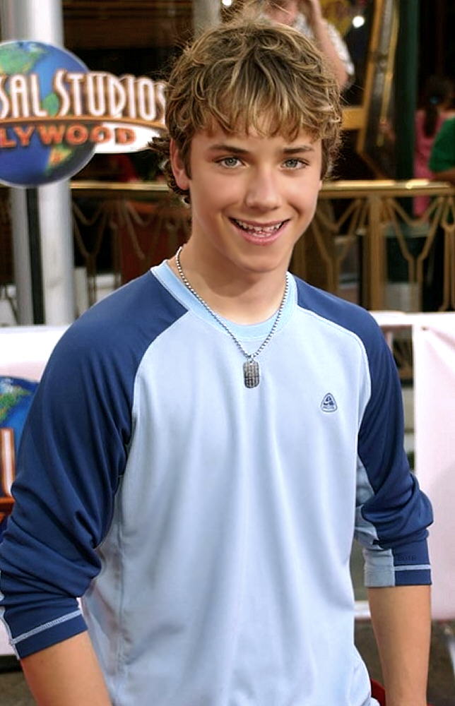 General photo of Jeremy Sumpter