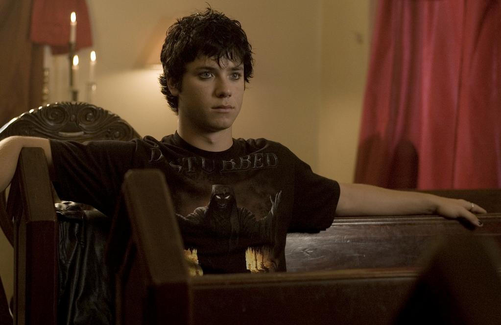Jeremy Sumpter in Death and Cremation