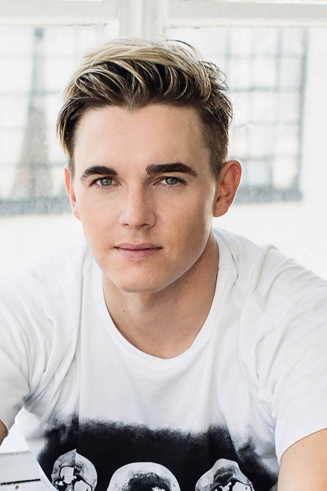 General photo of Jesse McCartney