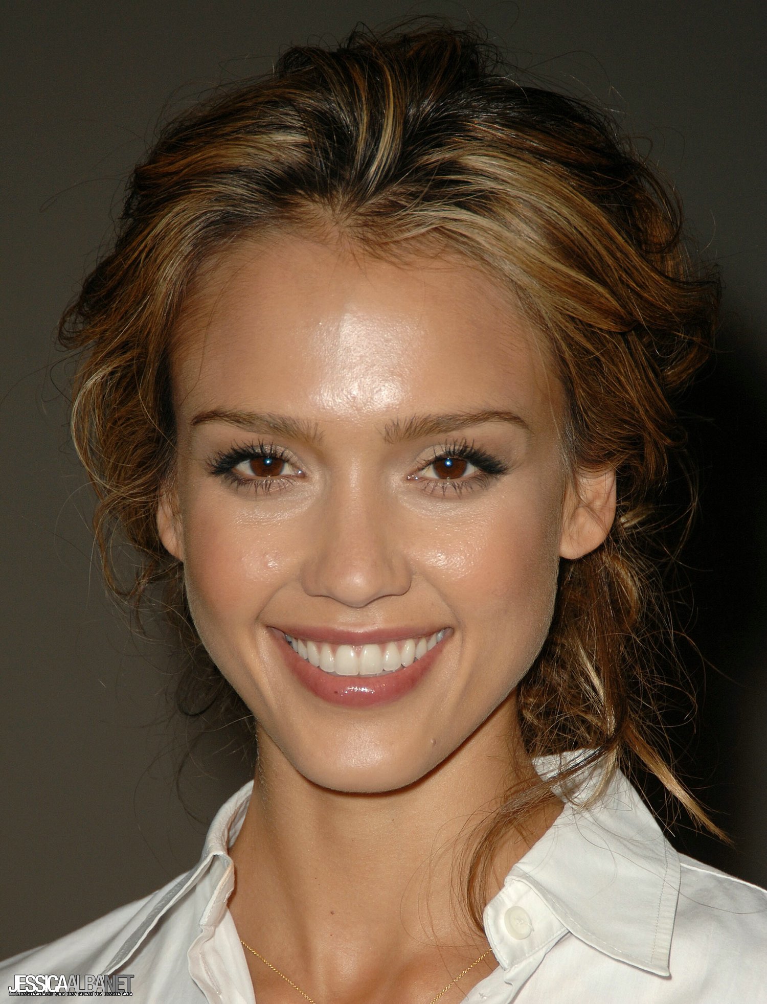 General photo of Jessica Alba