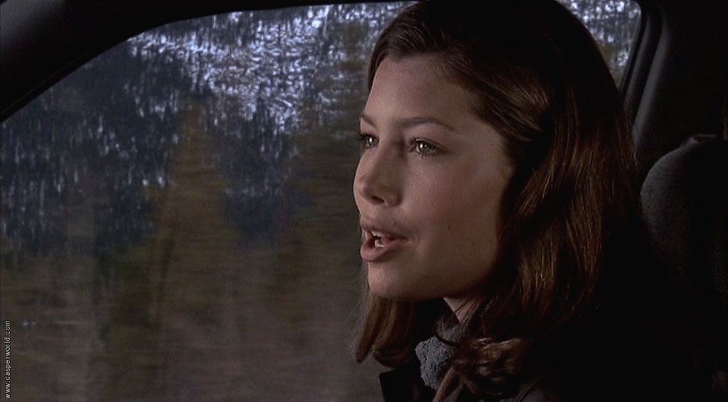 Jessica Biel in I'll Be Home for Christmas