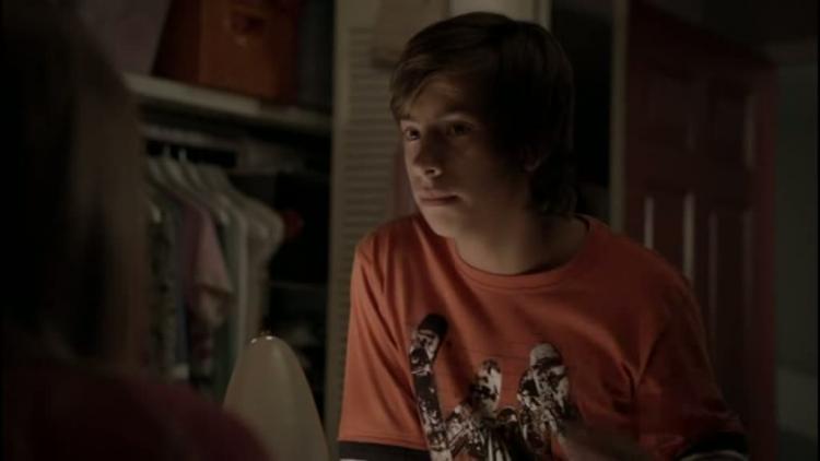 Jimmy Bennett in No Ordinary Family, episode: No Ordinary Ring