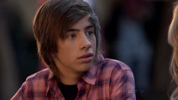 Jimmy Bennett in No Ordinary Family