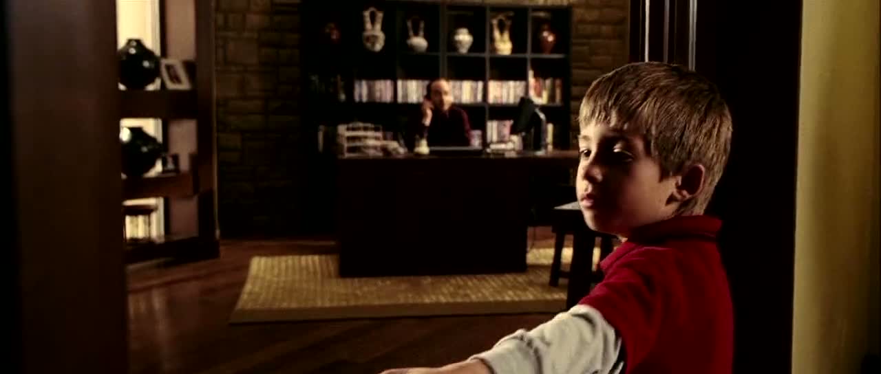 Jimmy Bennett in Hostage