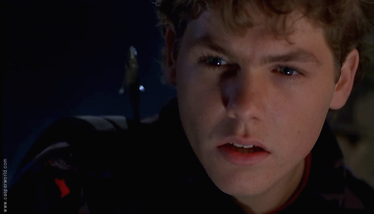Jason James Richter in Free Willy 3: The Rescue