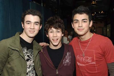 General photo of Jonas Brothers