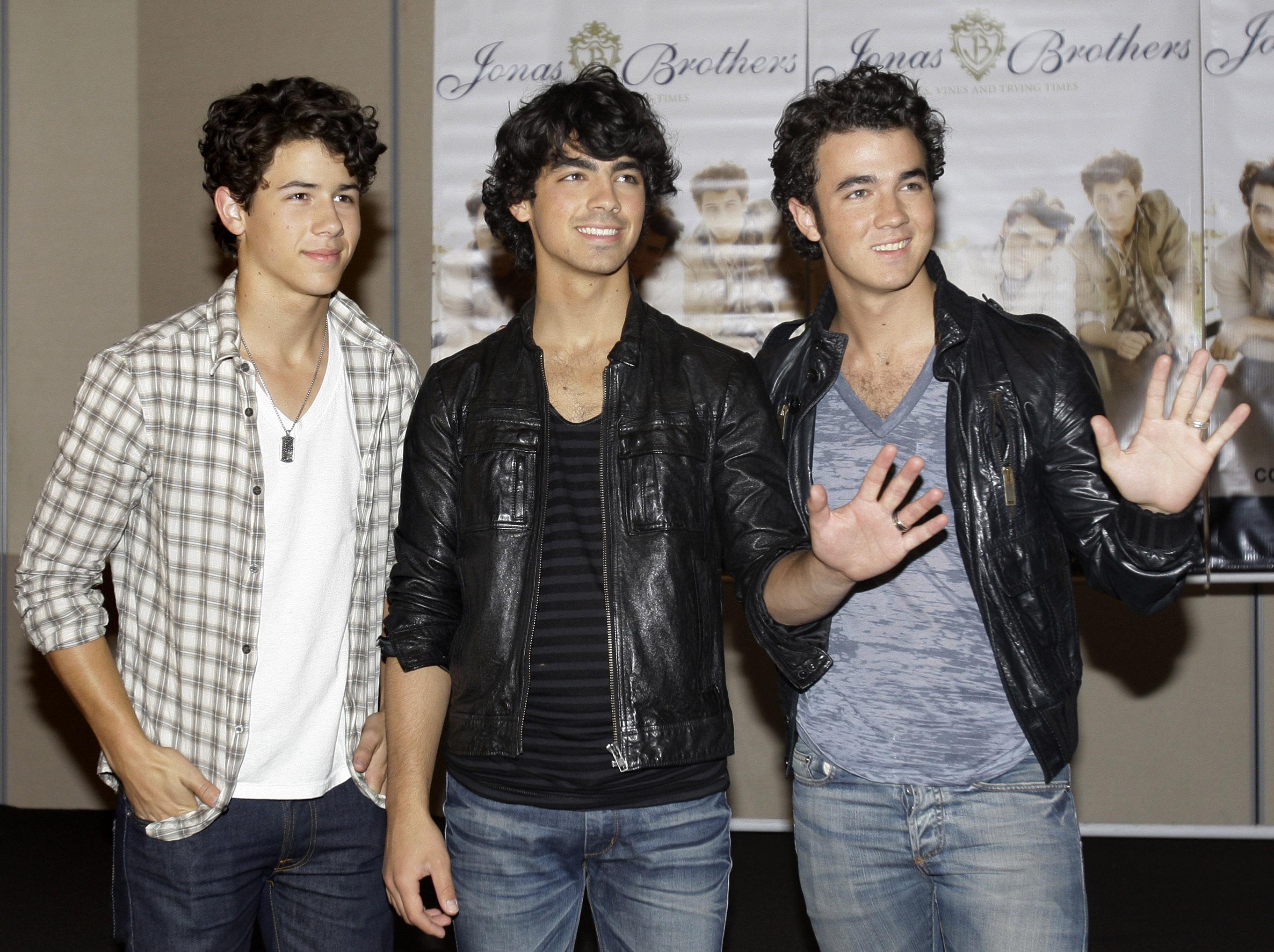 General photo of Jonas Brothers