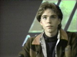 Jonathan Brandis in SeaQuest DSV