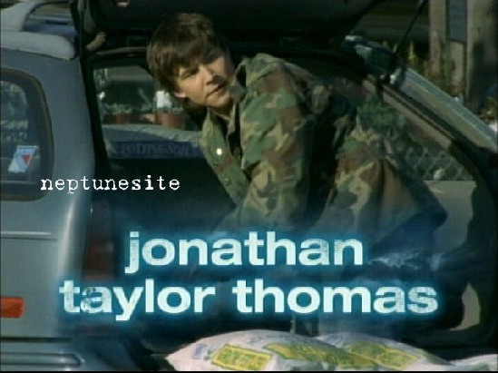 Jonathan Taylor Thomas in Veronica Mars, episode: Weapons of Class Destruction