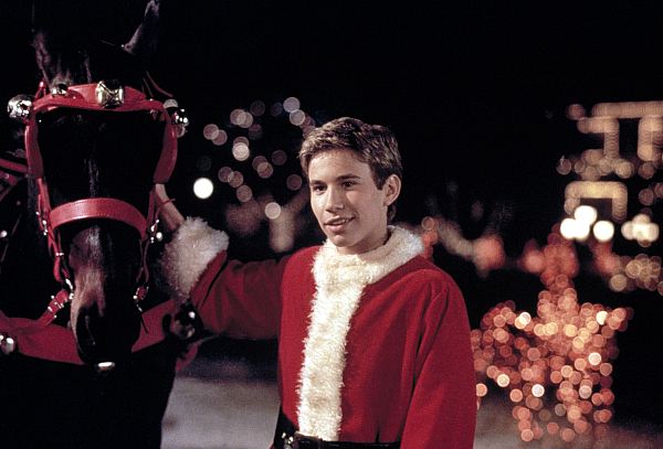 Jonathan Taylor Thomas in I'll Be Home for Christmas
