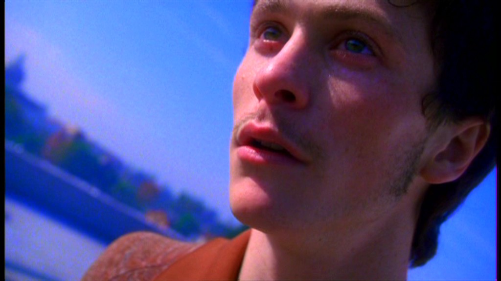Jonathan Tucker in Six Feet Under, episode: Falling into Place