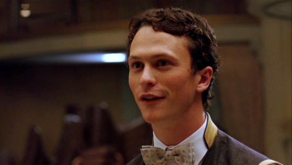 Jonathan Tucker in Criminal