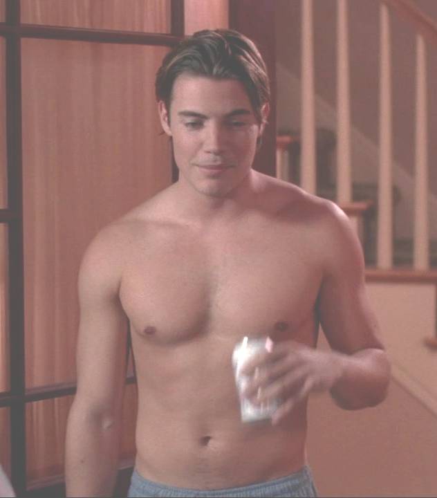 Josh Henderson in Desperate Housewives