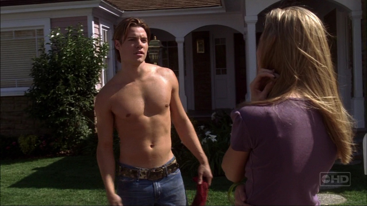 Josh Henderson in Desperate Housewives