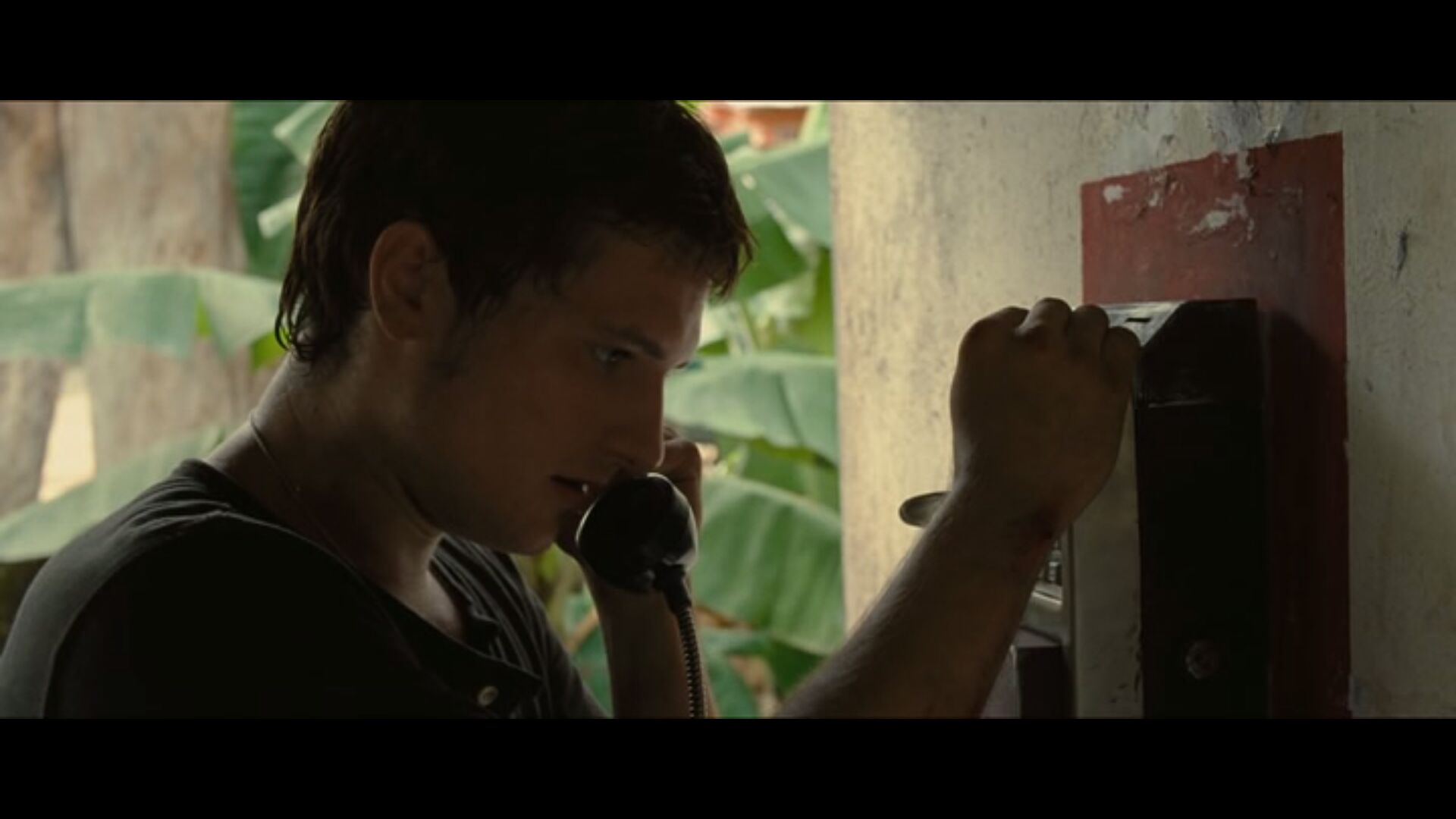 Josh Hutcherson in Escobar: Paradise Lost