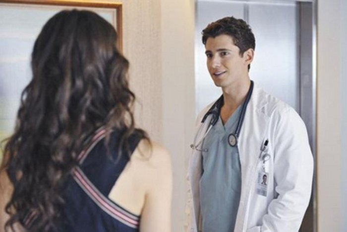 Julian Morris in Pretty Little Liars (Season 2)