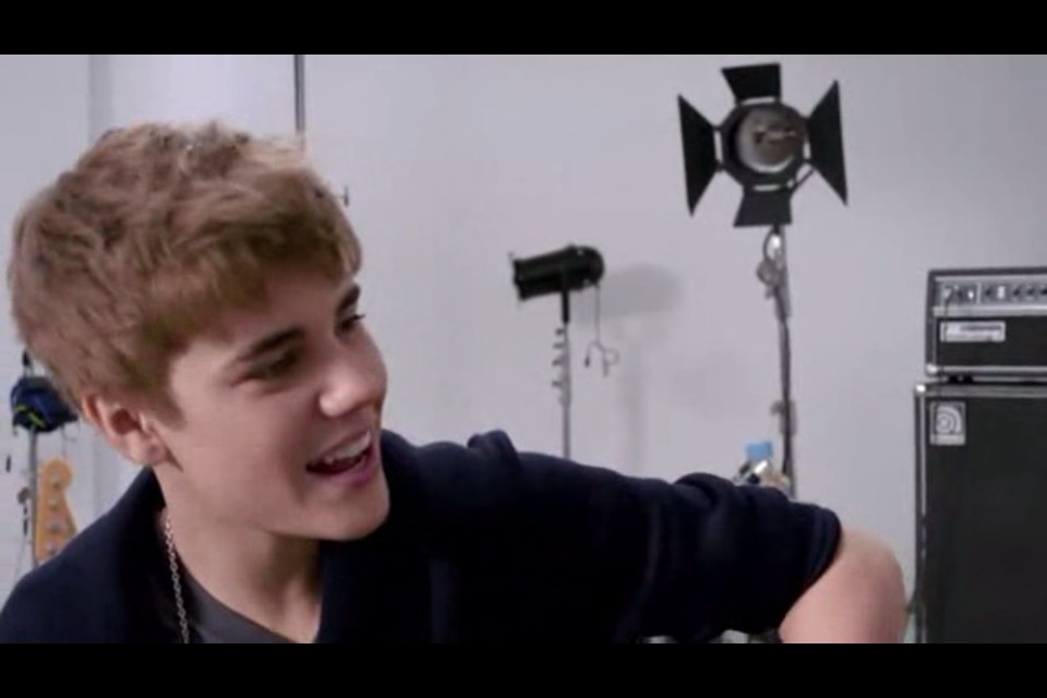 Justin Bieber in Music Video: That Should Be Me