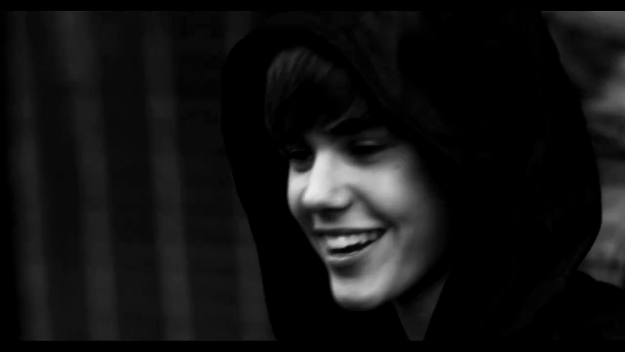 Justin Bieber in Music Video: U Smile