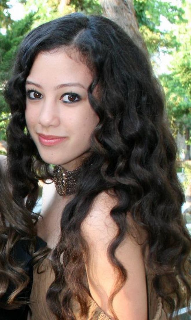General photo of Keana Texeira