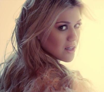 Kelly Clarkson in Music Video: Catch My Breath