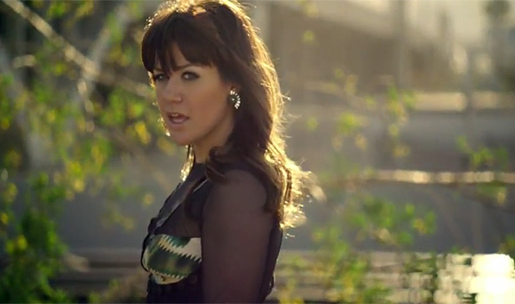 Kelly Clarkson in Music Video: Dark Side