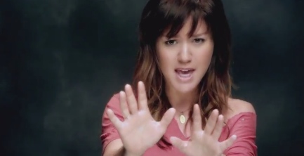 Kelly Clarkson in Music Video: Dark Side