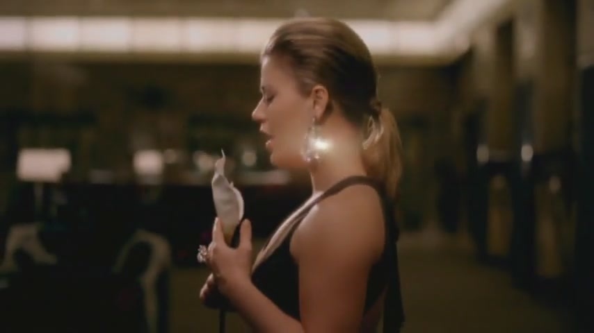 Kelly Clarkson in Music Video: Already Gone
