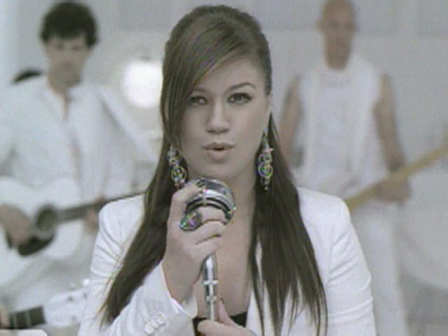 Kelly Clarkson in Music Video: Never Again