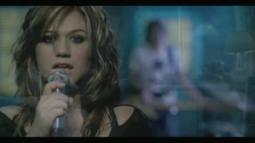 Kelly Clarkson in Music Video: Breakaway