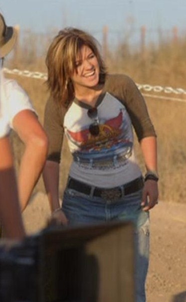 Kelly Clarkson in Music Video: Low