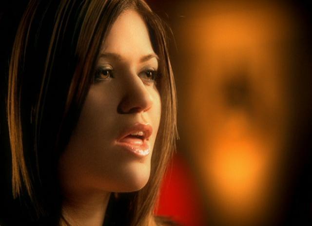 Kelly Clarkson in Music Video: A Moment Like This