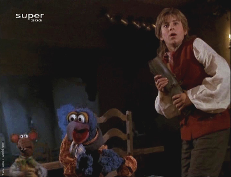 Kevin Bishop in Muppet Treasure Island