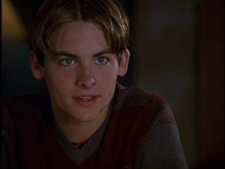 Kevin Zegers in Air Bud: World Pup